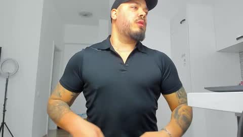 Snapshot of zackconnorsx chatting on March 2025 08:34:01 PM Zack online show from March 2025 08:34:01 PM