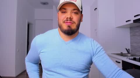 Snapshot of zackconnorsx chatting on October 2025 11:14:02 PM Zack online show from October 2025 11:14:02 PM