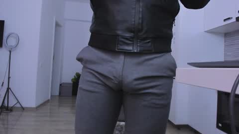 Snapshot of zackconnorsx chatting on November 2025 11:15:02 PM Zack online show from November 2025 11:15:02 PM