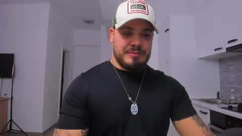 Snapshot of zackconnorsx chatting on December 2025 10:27:02 PM Zack online show from December 2025 10:27:02 PM