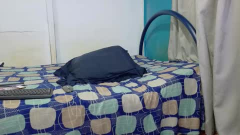 Snapshot of zackmontiel07 chatting on December 2025 09:38:01 AM ZackMontiel07 online show from December 2025 09:38:01 AM