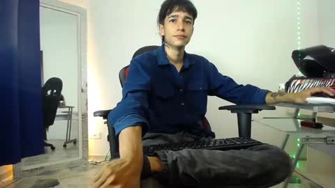 zack online show from December 2024 12:09:01 AM