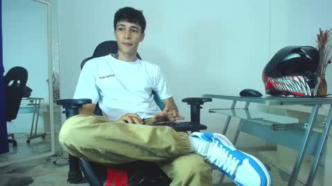 zack online show from January 2025 09:00:02 PM