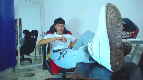 zack online show from January 2025 09:05:02 PM