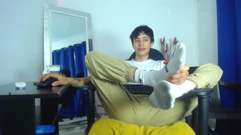 zack online show from February 2025 08:35:02 PM