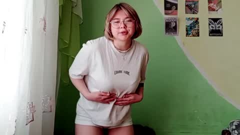 Mia online show from April 2026 10:55:01 AM