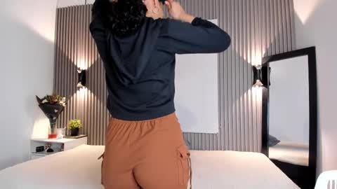 Snapshot of zafiiraa chatting on October 2025 12:18:02 PM zafira online show from October 2025 12:18:02 PM