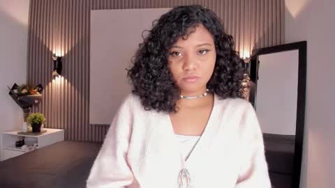 Snapshot of zafiiraa chatting on November 2025 01:58:02 PM zafira online show from November 2025 01:58:02 PM