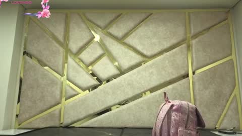   online show from April 2026 03:05:01 AM