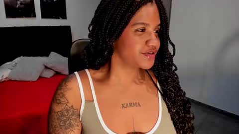 Snapshot of zahra_rose chatting on September 2025 07:27:02 PM zahra_rose online show from September 2025 07:27:02 PM