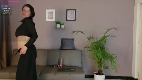 zahramilf online show from January 2026 08:25:01 PM