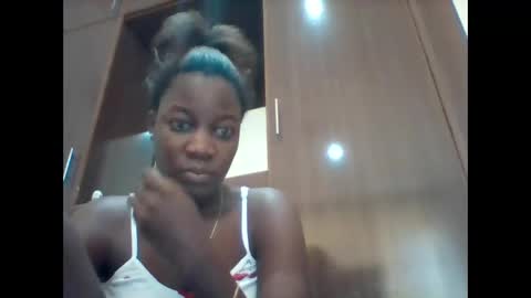 Snapshot of zainxxxx chatting on April 2026 07:00:01 AM zainxxxx online show from April 2026 07:00:01 AM