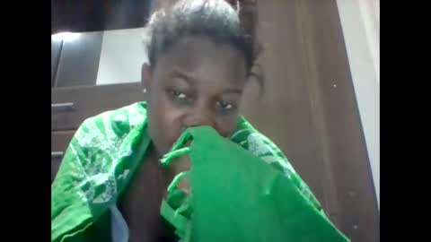 Snapshot of zainxxxx chatting on April 2026 01:42:02 AM zainxxxx online show from April 2026 01:42:02 AM