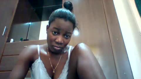 Snapshot of zainxxxx chatting on May 2026 10:09:02 AM zainxxxx online show from May 2026 10:09:02 AM