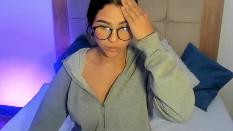 zamara_steev online show from October 2025 05:53:02 PM