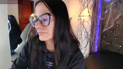 Snapshot of zami_escobar_of chatting on October 2025 07:14:02 PM online show from October 2025 07:14:02 PM