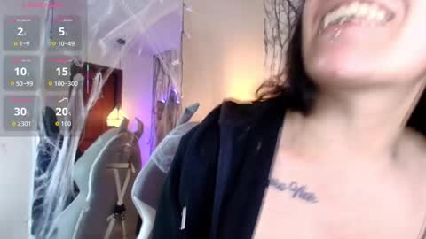 Snapshot of zami_escobar_of chatting on November 2025 05:25:02 PM online show from November 2025 05:25:02 PM