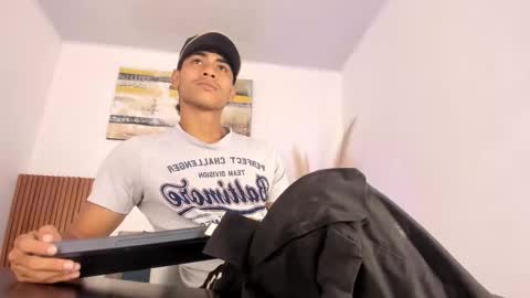 Zander online show from March 2026 01:40:02 PM