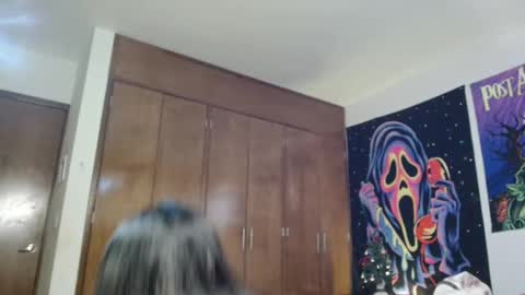 zandra6ghal online show from December 2025 05:50:01 PM