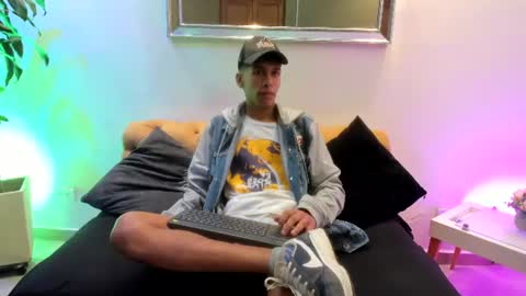 Snapshot of zane_belville chatting on June 2026 11:31:01 AM Zane Belville online show from June 2026 11:31:01 AM