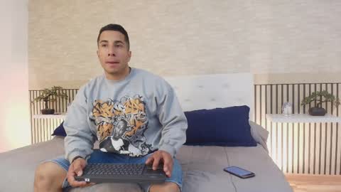 Snapshot of zanemaverick chatting on November 2025 11:44:01 AM zanemaverick online show from November 2025 11:44:01 AM