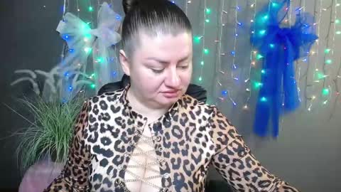 Snapshot of zannadreil chatting on November 2025 08:08:01 PM zannadreil online show from November 2025 08:08:01 PM