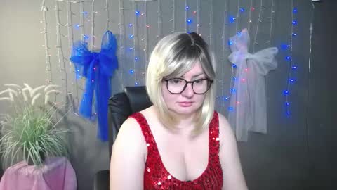 Snapshot of zannadreil chatting on December 2025 07:19:02 PM zannadreil online show from December 2025 07:19:02 PM