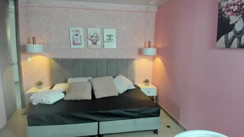 Snapshot of zara__sweet chatting on November 2025 12:26:01 PM Zara Sweet online show from November 2025 12:26:01 PM