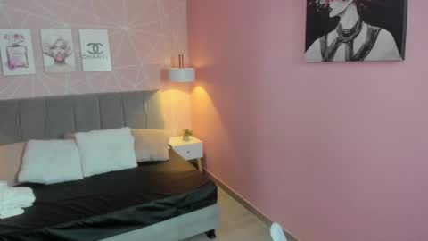 Zara Sweet  online show from March 2026 01:18:01 PM