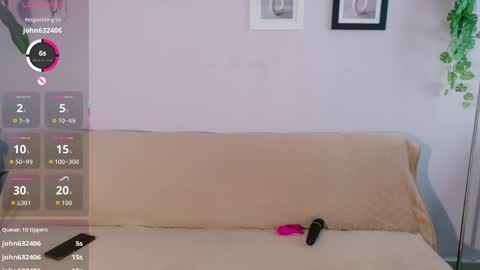 zara_fire online show from April 2026 08:03:02 PM