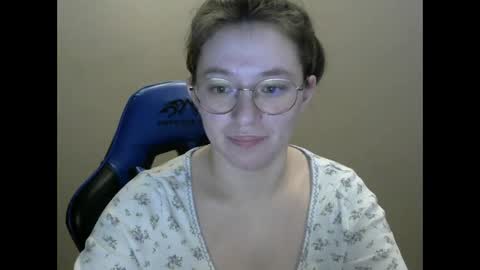 Snapshot of zara_golden chatting on February 2025 03:55:02 AM chaturcum online show from February 2025 03:55:02 AM