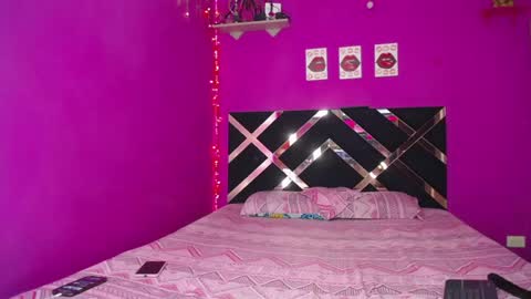 Snapshot of zara_tattoox chatting on January 2025 08:32:02 AM ZARA ANYELINA online show from January 2025 08:32:02 AM