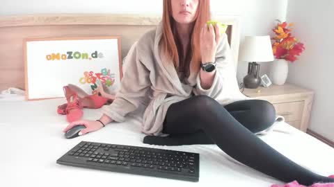 Snapshot of zaraagnes chatting on November 2025 07:52:02 AM Agnes online show from November 2025 07:52:02 AM