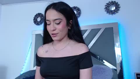 zaradames_ online show from January 2025 08:37:01 AM