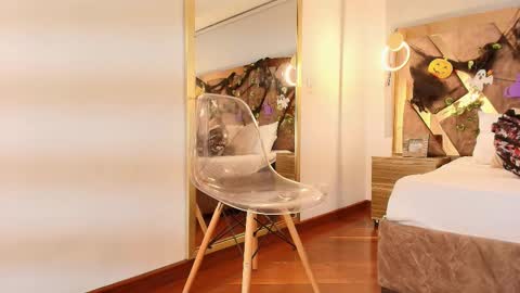 Snapshot of zarah_andrews chatting on October 2025 12:06:01 PM Zarah Andrews online show from October 2025 12:06:01 PM