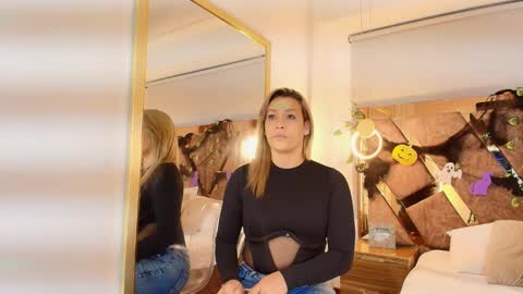 Snapshot of zarah_andrews chatting on October 2025 02:24:01 PM Zarah Andrews online show from October 2025 02:24:01 PM