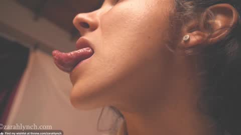 Snapshot of zarahlynch chatting on December 2024 02:55:02 AM Miss Lynch   Next show  2911 online show from December 2024 02:55:02 AM