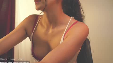 Snapshot of zarahlynch chatting on December 2024 09:29:02 PM Miss Lynch   Next show  2911 online show from December 2024 09:29:02 PM