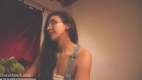 Snapshot of zarahlynch chatting on December 2024 10:42:02 PM Miss Lynch   Next show  2911 online show from December 2024 10:42:02 PM