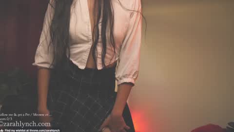 Snapshot of zarahlynch chatting on January 2025 10:24:01 PM Miss Lynch   Next show  2911 online show from January 2025 10:24:01 PM