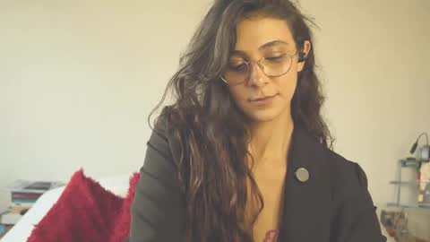 Snapshot of zarahlynch chatting on September 2025 09:48:01 PM Miss Lynch   Next show  2911 online show from September 2025 09:48:01 PM