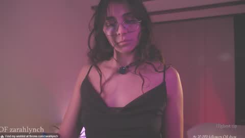 Snapshot of zarahlynch chatting on October 2025 01:42:02 AM Miss Lynch   Next show  2911 online show from October 2025 01:42:02 AM