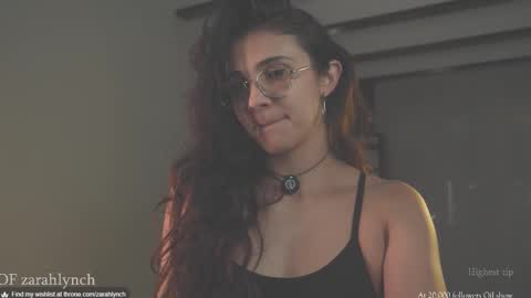 Snapshot of zarahlynch chatting on October 2025 11:50:01 PM Miss Lynch   Next show  2911 online show from October 2025 11:50:01 PM