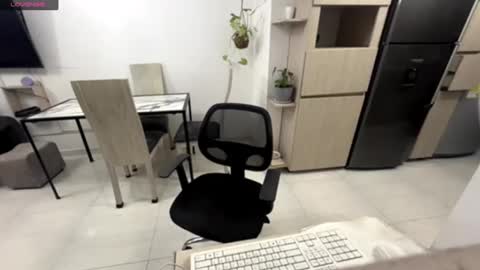 ZARAY CLOVER online show from February 2025 02:56:01 AM