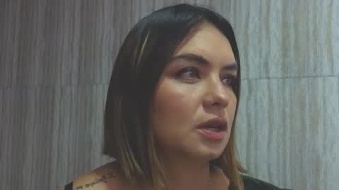 Isabella online show from January 2026 12:32:02 PM