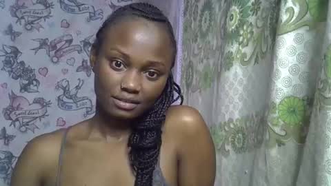 Snapshot of zarinamarlin chatting on April 2026 01:52:02 PM zarinamarlin online show from April 2026 01:52:02 PM
