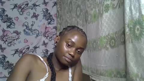 Snapshot of zarinamarlin chatting on May 2026 09:21:02 PM zarinamarlin online show from May 2026 09:21:02 PM