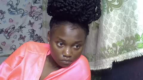 Snapshot of zarinamarlin chatting on June 2026 07:02:01 AM zarinamarlin online show from June 2026 07:02:01 AM