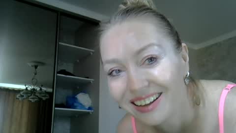 Zarina Swift online show from July 2026 05:56:01 AM