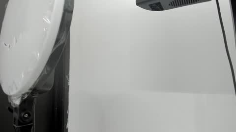 Zarina Waynne online show from November 2025 08:19:01 PM